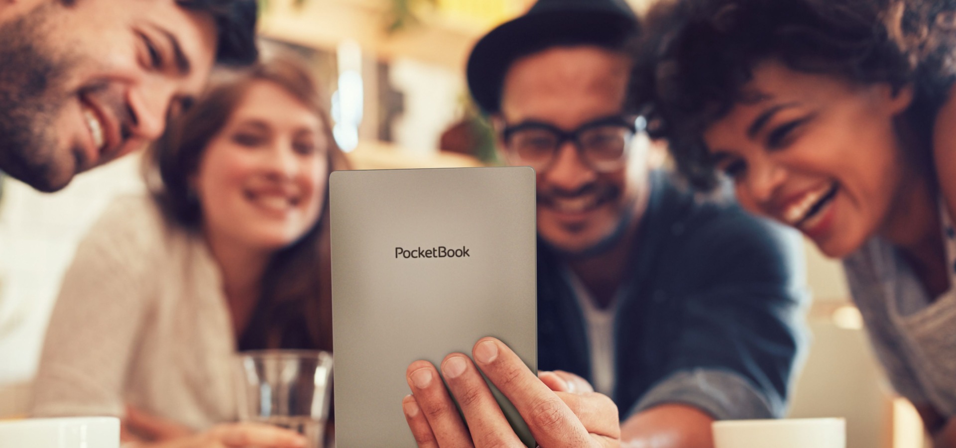 PocketBook Color un PocketBook Touch Lux 5 – divi ilgi gaidīti e-lasītāji  nonākuši tirdzniecībā