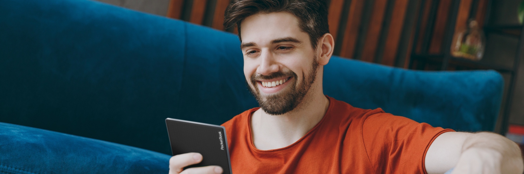 PocketBook Verse Pro Color: īpaši kompakts e-lasītājs ar krāsu ekrānu E Ink Kaleido™ 3 